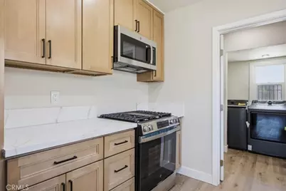 1636 S Ridgeley, Los Angeles, CA 90019 - Photo 5