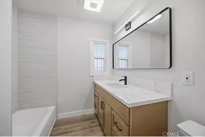 1636 S Ridgeley, Los Angeles, CA 90019 - Photo 13