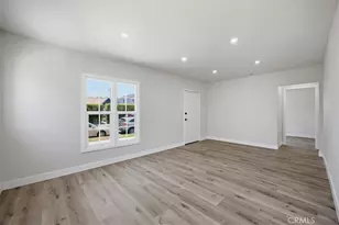 1636 S Ridgeley, Los Angeles, CA 90019 - Photo 19