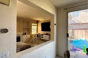 39536 Sarah Dr, Temecula, CA 92591 - Photo 11