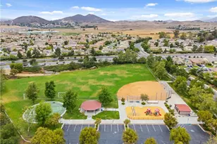 33134 Celadon Ave, Winchester, CA 92596 - Photo 33