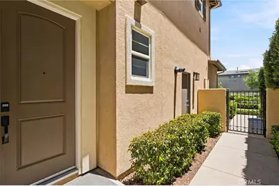 38313 Brookdale Way, Murrieta, CA 92563 - Photo 5