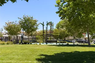 24185 Chestnut Oak St, Murrieta, CA 92562 - Photo 47