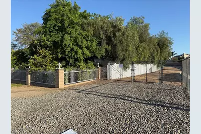 26825 Lazy Creek Rd, Menifee, CA 92586 - Photo 3