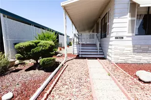 1525 Oakland Ave, Hemet, CA 92543 - Photo 17