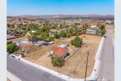 1103 W Sumner, Lake Elsinore, CA 92530 - Photo 47