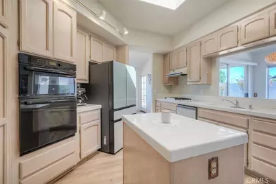 854 Rivertree, Oceanside, CA 92058 - Photo 9