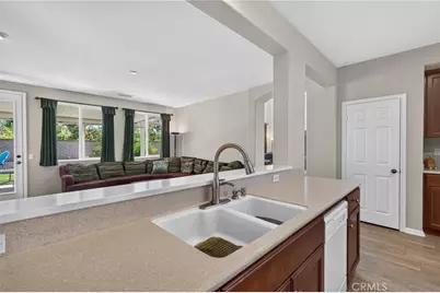 2332 Douglaston, Escondido, CA 92026 - Photo 25
