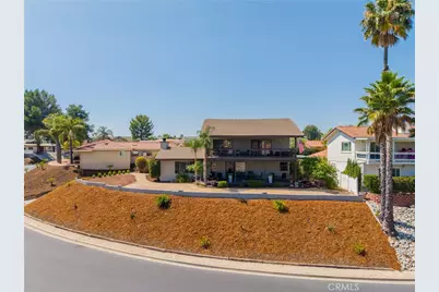 22620 Blue Teal, Canyon Lake, CA 92587 - Photo 3