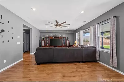 35333 Laurel Tree Court, Winchester, CA 92596 - Photo 13