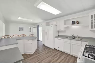 22780 Skylink Drive, Canyon Lake, CA 92587 - Photo 9