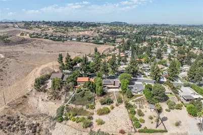 5740 Via Cervantes, Riverside, CA 92506 - Photo 25