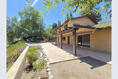 5740 Via Cervantes, Riverside, CA 92506 - Photo 19