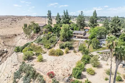 5740 Via Cervantes, Riverside, CA 92506 - Photo 31