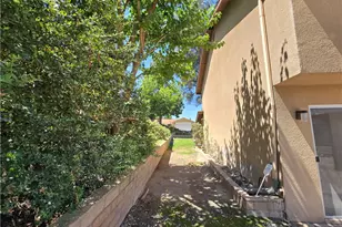 5740 Via Cervantes, Riverside, CA 92506 - Photo 19