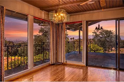 10960 Treeside Lane, Escondido, CA 92026 - Photo 3