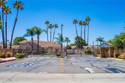 2220 Glenwood Ave, Hemet, CA 92545 - Photo 45