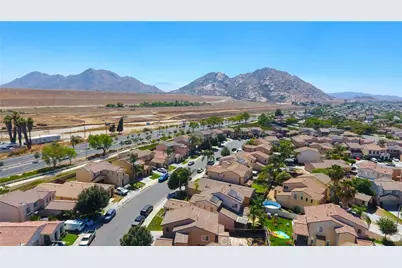 1441 Albillo Loop, Perris, CA 92571 - Photo 7