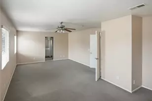 15689 Swan Rd, Fontana, CA 92337 - Photo 13