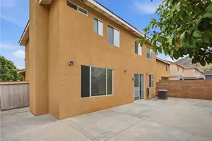 15689 Swan Rd, Fontana, CA 92337 - Photo 27