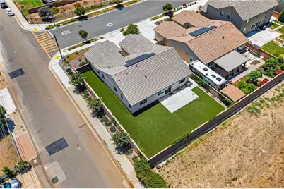 9019 Black Thorn Street, Jurupa, CA 92509 - Photo 51