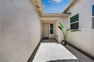 9019 Black Thorn St, Jurupa Valley, CA 92509 - Photo 5
