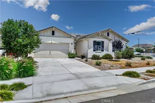 9019 Black Thorn St, Jurupa Valley, CA 92509 - Photo 45