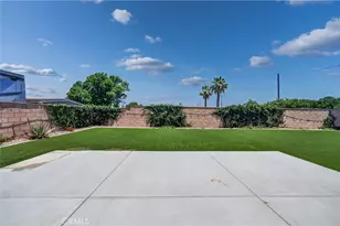 9019 Black Thorn St, Jurupa Valley, CA 92509 - Photo 39