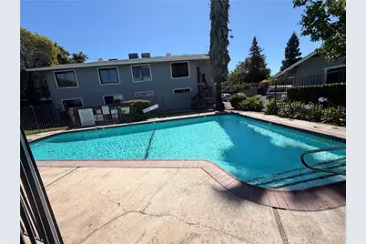 1326 Oak Terrace Court #15, Sacramento, CA 95825 - Photo 11