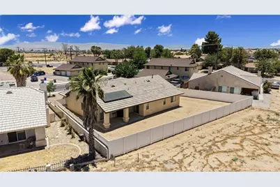 13722 Greenwood, Victorville, CA 92395 - Photo 21