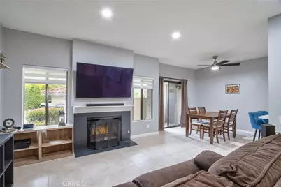 926 Lupine Hills Drive #15, Vista, CA 92081 - Photo 3