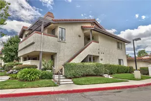 926 Lupine Hills Dr, Vista, CA 92081 - Photo 3