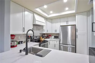 926 Lupine Hills Dr, Vista, CA 92081 - Photo 1