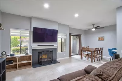 926 Lupine Hills Drive #15, Vista, CA 92081 - Photo 3