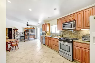 16789 Valley Hi, Banning, CA 92220 - Photo 9