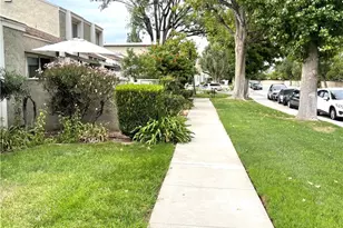 25711 Tournament, Valencia, CA 91355 - Photo 3