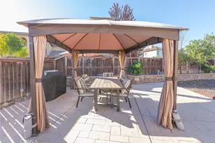 32735 Newham Ct, Winchester, CA 92596 - Photo 35