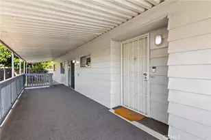 881 N Lake Street, Hemet, CA 92544 - Photo 7
