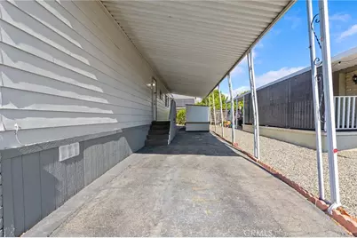 881 N Lake Street #210, Hemet, CA 92544 - Photo 5