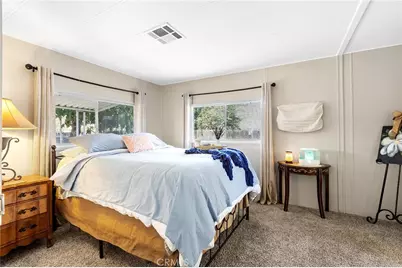 881 N Lake Street #210, Hemet, CA 92544 - Photo 25