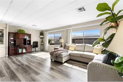 881 N Lake Street #210, Hemet, CA 92544 - Photo 11