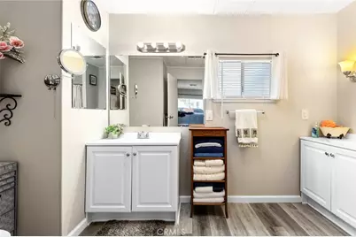 881 N Lake Street #210, Hemet, CA 92544 - Photo 27