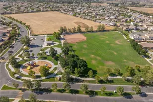 2735 Moonshimmer, Hemet, CA 92543 - Photo 47