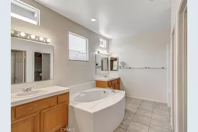 29098 Parkhill Court, Menifee, CA 92584 - Photo 9