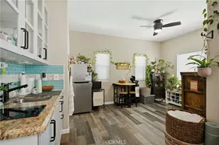 37709 Oxford Dr, Murrieta, CA 92562 - Photo 43
