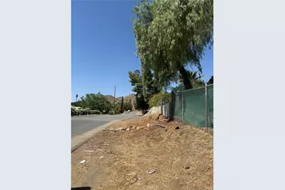 414 Ellis St, Lake Elsinore, CA 92530 - Photo 7