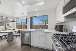 29539 Waynewood Dr, Temecula, CA 92591 - Photo 17