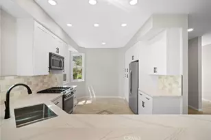 38510 Glen Abbey Ln, Murrieta, CA 92562 - Photo 11