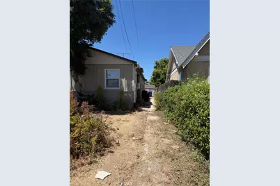 17615 Kingsbury, Granada Hills, CA 91344 - Photo 11