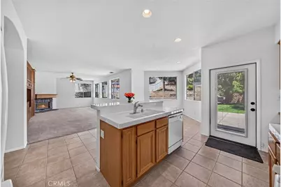 39977 Chalon Court, Temecula, CA 92591 - Photo 9